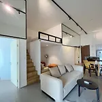 Nana\'S At Est Bangsar Kl Sentral Gem Loft